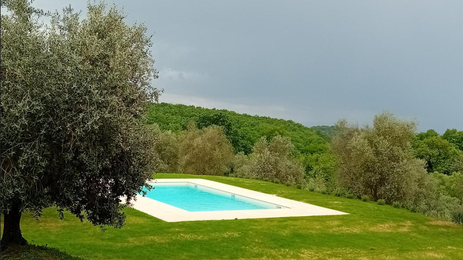 Podere Lucignano Secondo Agriturismo Gaiole in Chianti Luaran gambar